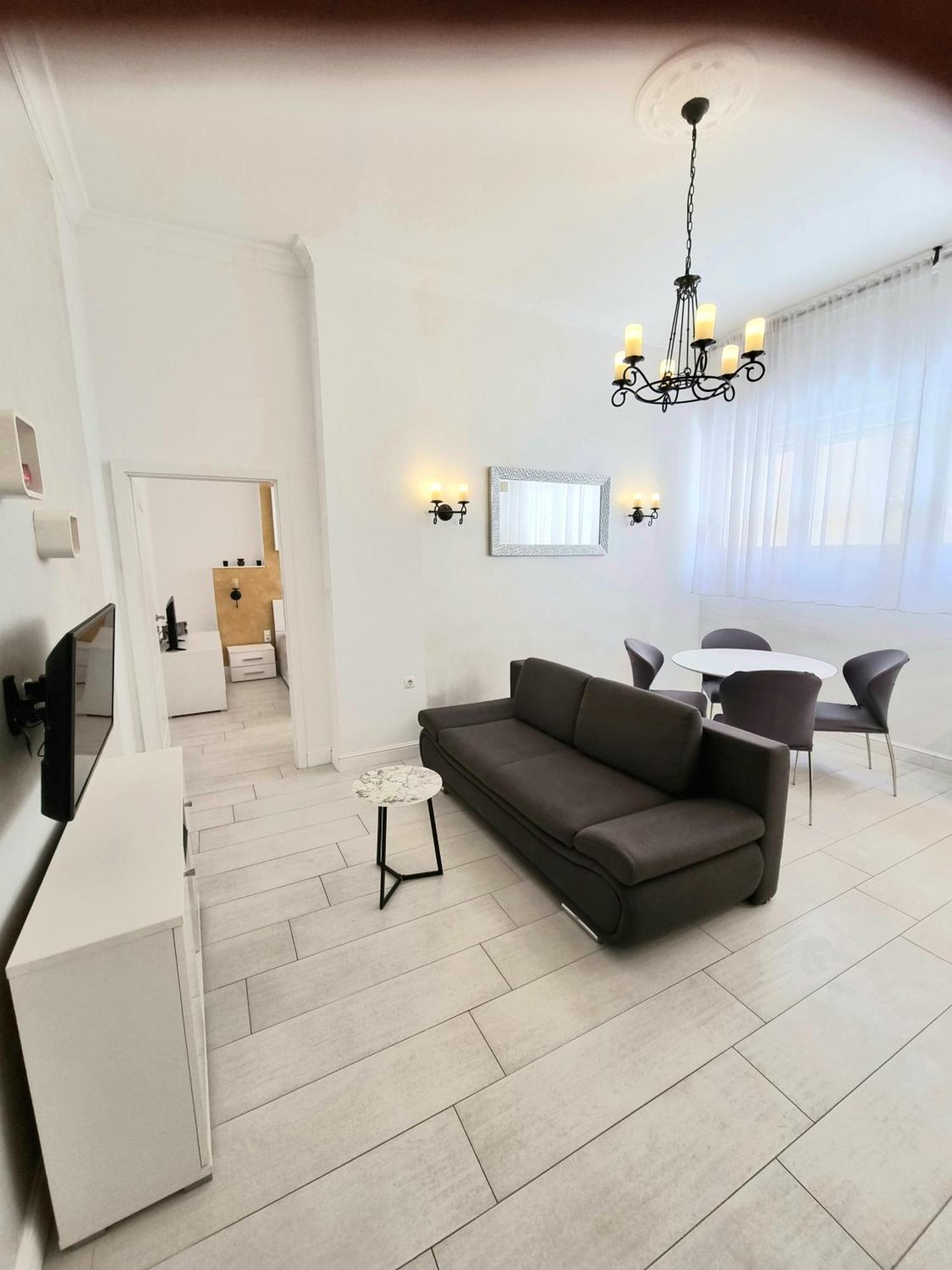 Lux Apartment Near Bridge ซาดาร์ ภายนอก รูปภาพ